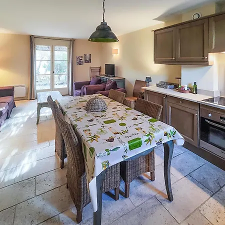 Pet Friendly In Saint-laurent-de-la-ca Prázdninový dům *