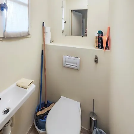 Pet Friendly In Saint-laurent-de-la-ca * Saint-Laurent-de-la-Cabrerisse